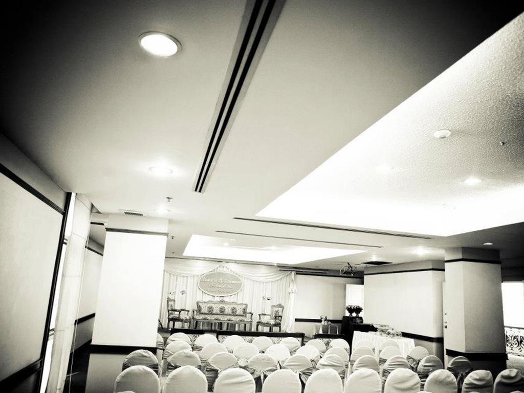 โรงแรม วัฒนา พาร์ค ตรัง ภายนอก รูปภาพ