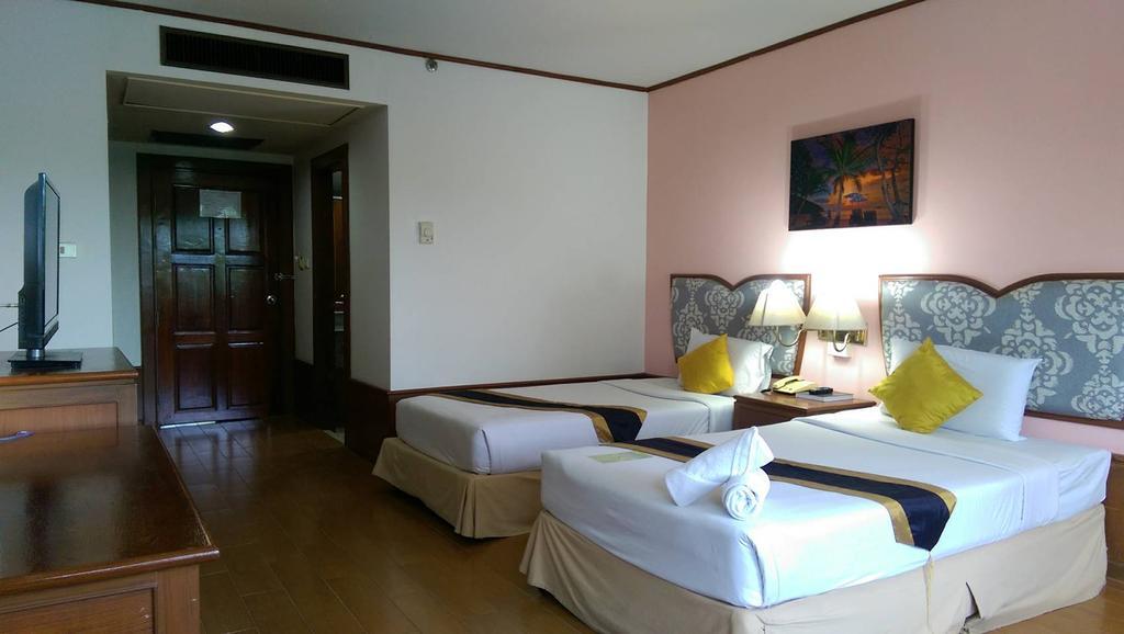 โรงแรม วัฒนา พาร์ค ตรัง ภายนอก รูปภาพ