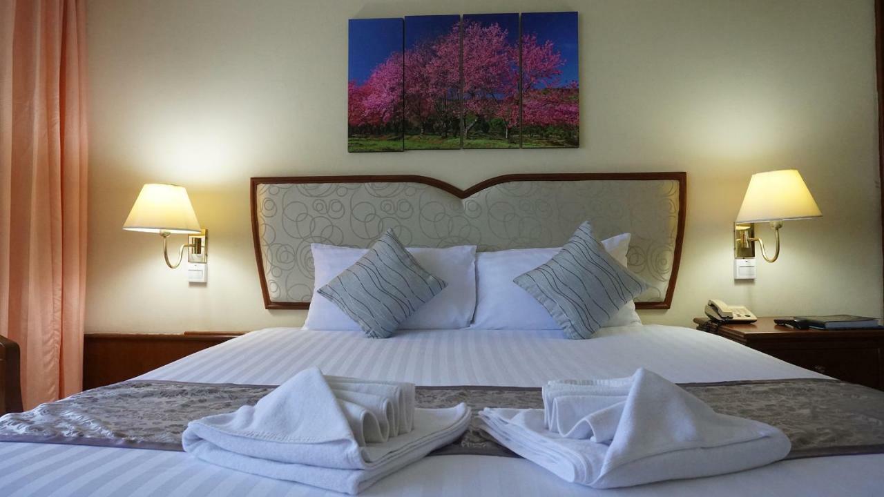 โรงแรม วัฒนา พาร์ค ตรัง ภายนอก รูปภาพ